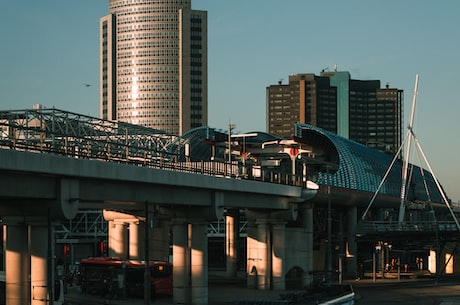 长春轻轨3号线：连接城市，畅通未来